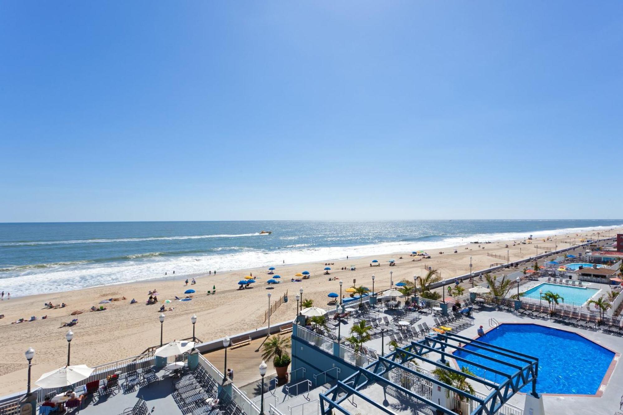 Holiday Inn & Suites Ocean City, An Ihg Hotel Exterior photo